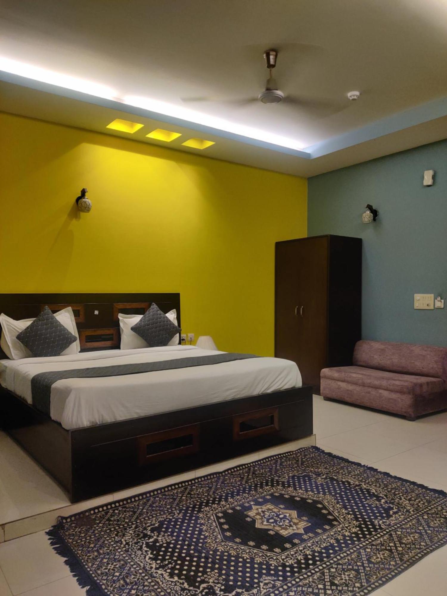 Hotel Delhi Airport Plaza Igi Airport Neu-Delhi Exterior foto